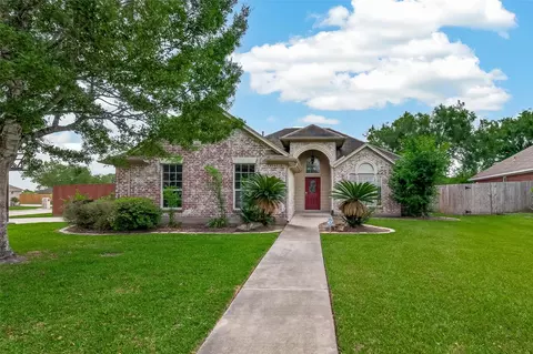 11803 Old Spanish Trl, Santa Fe, TX 77510