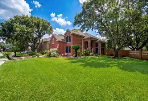 10030 Briarpark Trail Ln, Houston, TX 77064