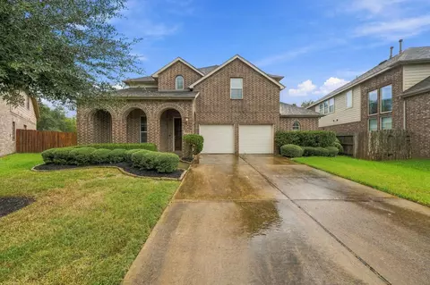 13102 Hollow Garden Ln, Rosharon, TX 77583