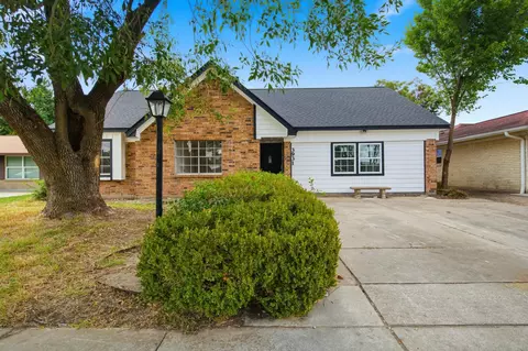 3931 Tiffany Dr, Houston, TX 77045