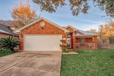 16310 Blossomwood Ln, Sugar Land, TX 77498