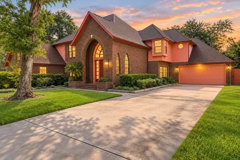 13903 Wilde Forest Ct, Sugar Land, TX 77498