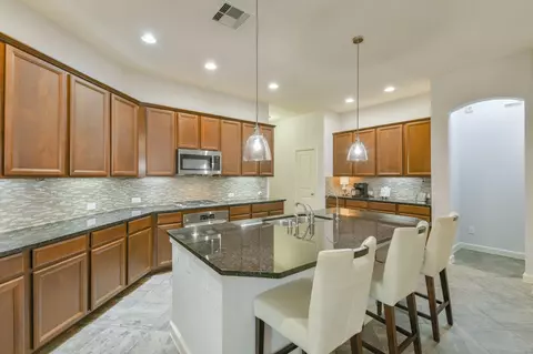 19607 Mills Glen Dr, Cypress, TX 77433