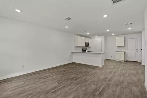 Living - 11938 Detar Ct, Willis, TX 77378 photo 1 of 4
