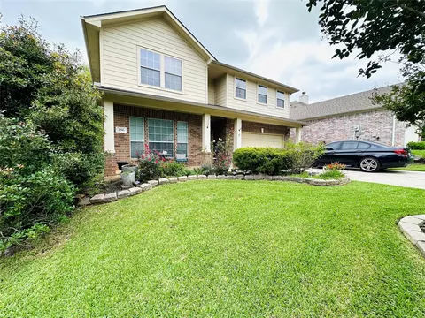 2316 Highland Crossing Dr, Conroe, TX 77304