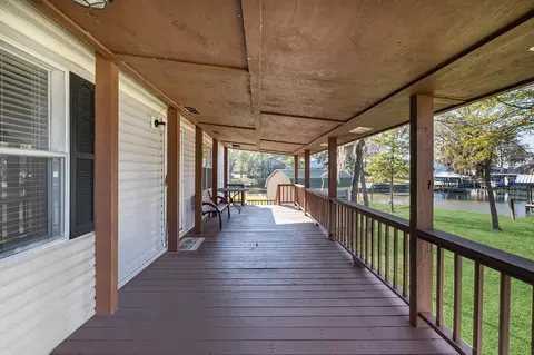 Exterior - 450 Ridge Trail Ln, Trinity, TX 75862 photo 4 of 5