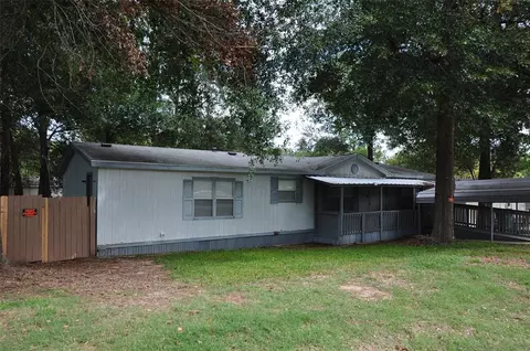 9538 Cypress Dr, Willis, TX 77318 photo 1
