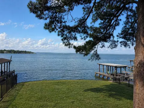 387 Indian Hl, Livingston, TX 77351