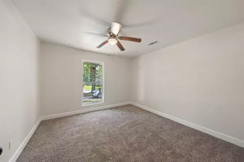 Bedroom - 9096 N Comanche Cir, Willis, TX 77378 photo 1 of 6
