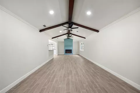 Living - 9096 N Comanche Cir, Willis, TX 77378 photo 3 of 9