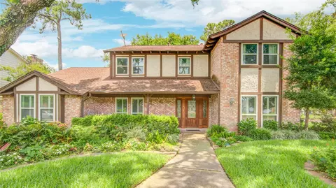 10902 Brentway Dr, Houston, TX 77070