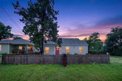 428 Van Molan St, Houston, TX 77022
