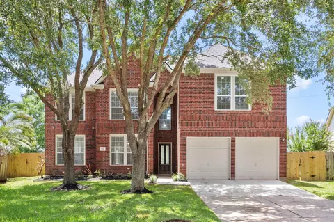 2430 Waterwood Dr, Sugar Land, TX 77479