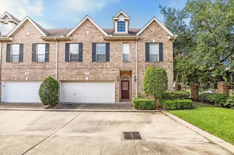2838 Briarhurst Park, Houston, TX 77057