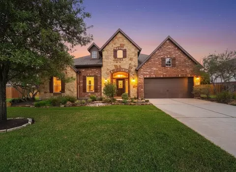 22635 Pineleigh Ct, Tomball, TX 77375