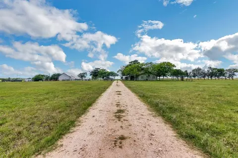 1230 Fm 155, Weimar, TX 78962 photo 25