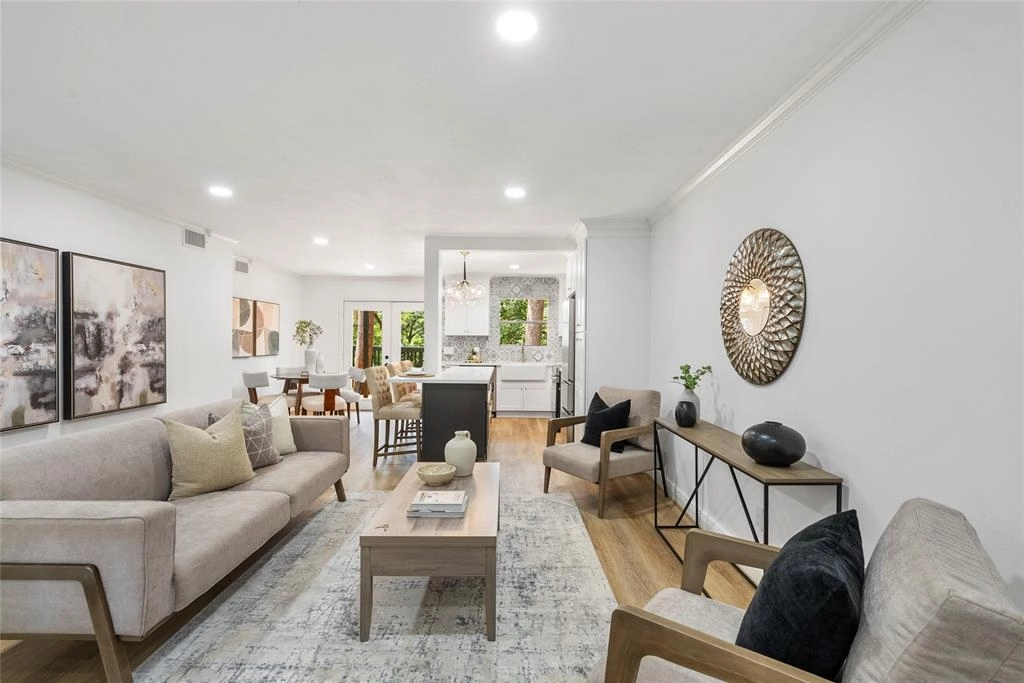 8233 Kingsbrook Rd Unit 230  