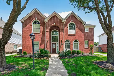 12330 Shadow Green Dr, Houston, TX 77082