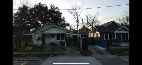 2305 Elysian St, Houston, TX 77026