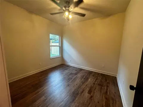 Bedroom - 203 E Fleming, Longview, TX 75604 photo 4 of 5