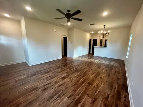 Living - 203 E Fleming, Longview, TX 75604 photo 2 of 3