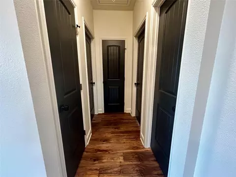 Entry Way - 203 E Fleming, Longview, TX 75604 photo 2 of 2