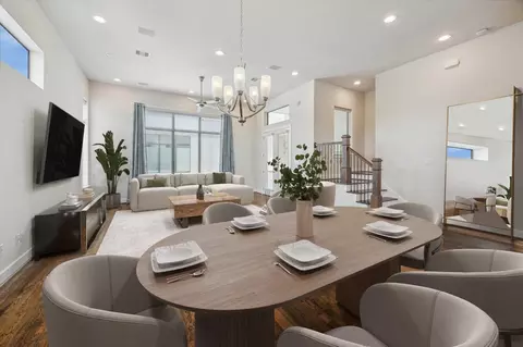 Dining - 4113 Eigel St, Houston, TX 77007 photo 1 of 1