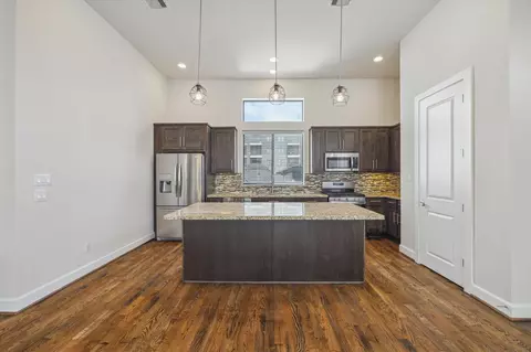 Kitchen - 4113 Eigel St, Houston, TX 77007 photo 1 of 2