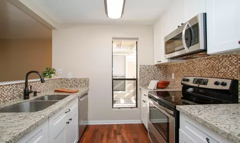 3500 Tangle Brush Dr #138, The Woodlands, TX 77381