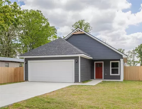 905 W A W Virginia St, Navasota, TX 77868