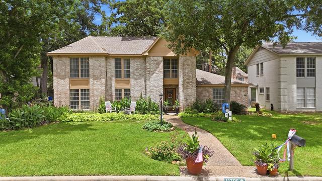 11706 Idlebrook Dr, Houston, TX 77070