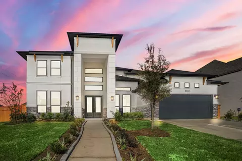 1303 Old Forest Dr, Missouri City, TX 77459