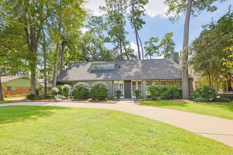 6003 Bermuda Dunes Dr, Houston, TX 77069