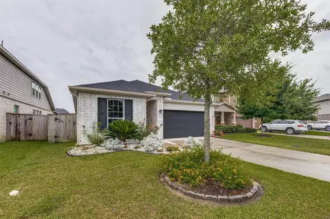 385 Weimer Lagoon Rd, La Porte, TX 77571