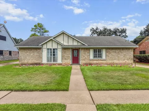 11423 Sagepark Dr, Houston, TX 77089