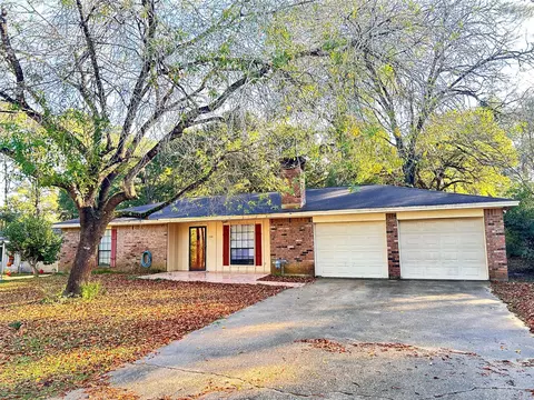 708 Myrtle St, Woodville, TX 75979