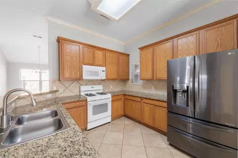 Kitchen - 2434 Soledad Ridge Dr, Spring, TX 77373 photo 2 of 3