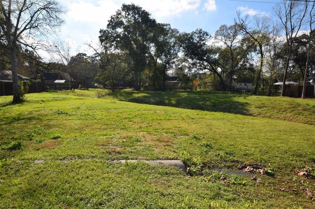 499 N Illinois Ave, League City, TX 77573