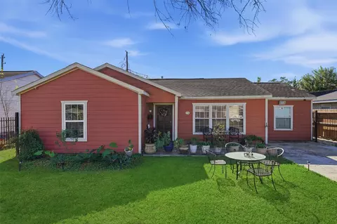 134 Obion Rd, Houston, TX 77076