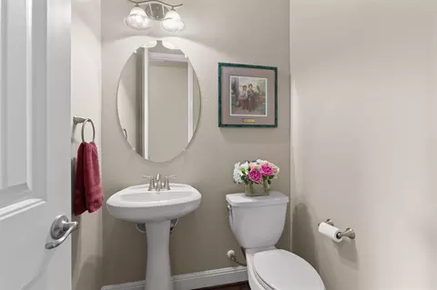 Bath - 7716 Aria Loop, Austin, TX 78736 photo 7 of 9