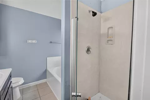 Bath - 1414 Merryglen Ct, Spring, TX 77373 photo 4 of 4