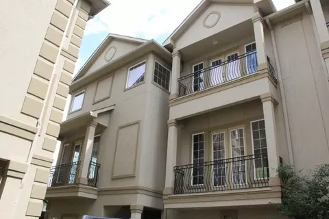 1324 Birdsall St, Houston, TX 77007