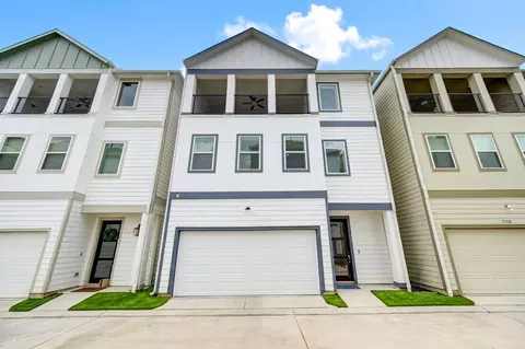 911 W 35th St #D, Houston, TX 77018