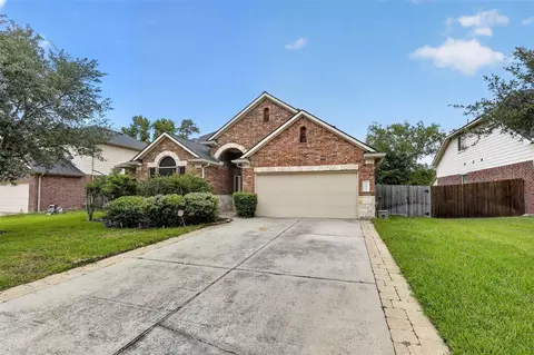 Exterior - 25710 Crisp Spring Ln, Spring, TX 77373 photo 3 of 7
