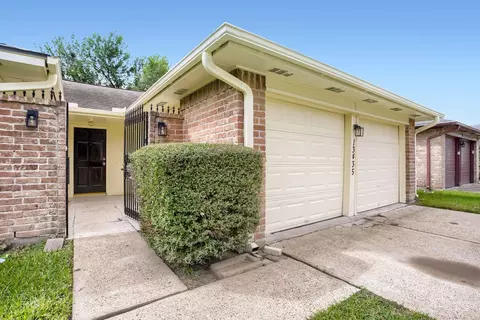 13435 Chipman Glen Dr, Houston, TX 77082