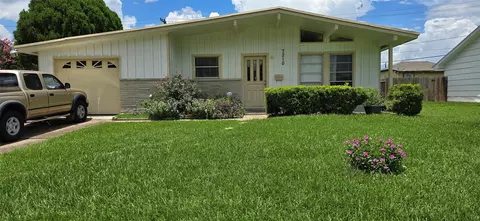 7210 Leader St, Houston, TX 77074