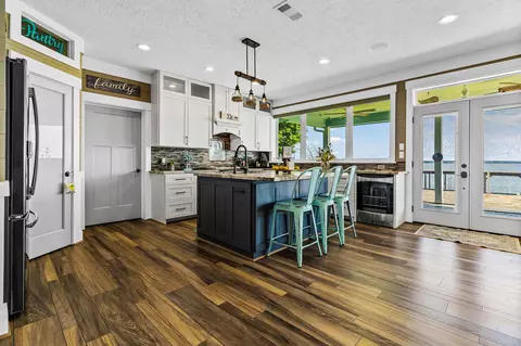 Kitchen - 151 Key Largo Loop, Point Blank, TX 77364 photo 1 of 4