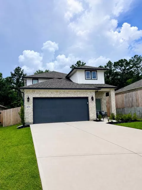18757 Timber Glen Dr, Conroe, TX 77316