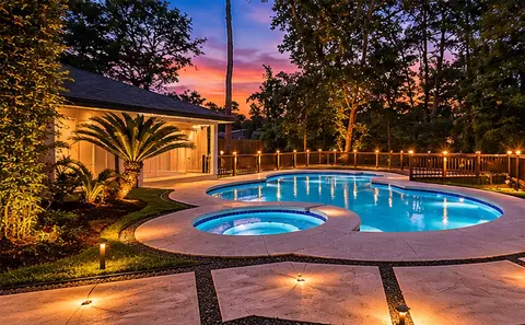 107 Beaver Tail Pt, Houston, TX 77024