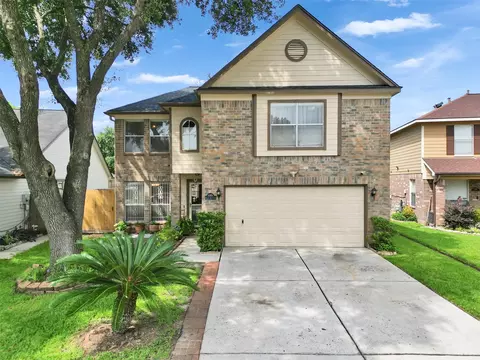 10811 Meadow Walk Ln, Houston, TX 77067